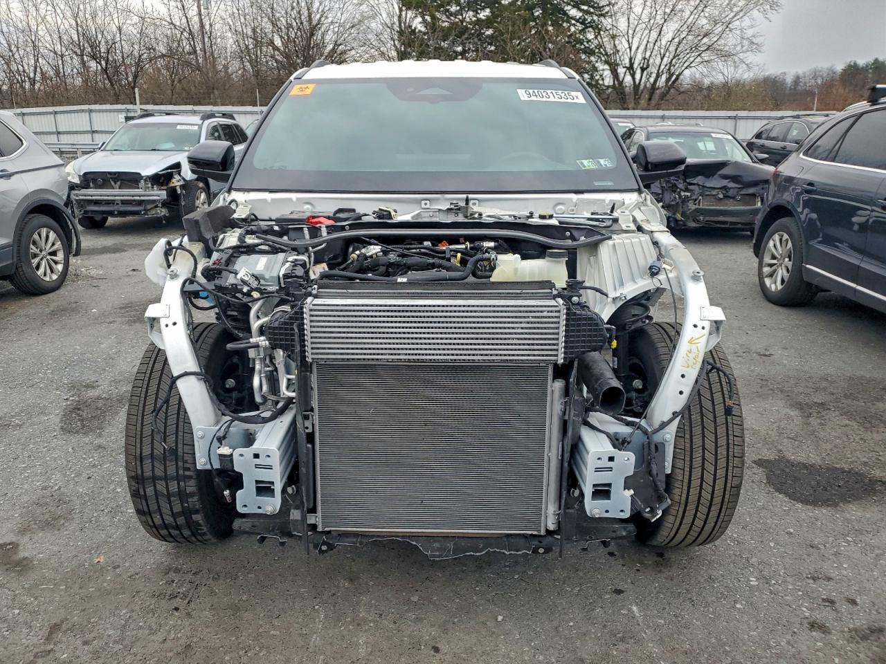 FORD EXPLORER ST-LINE