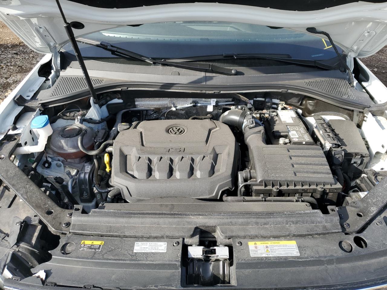 VOLKSWAGEN TIGUAN SE