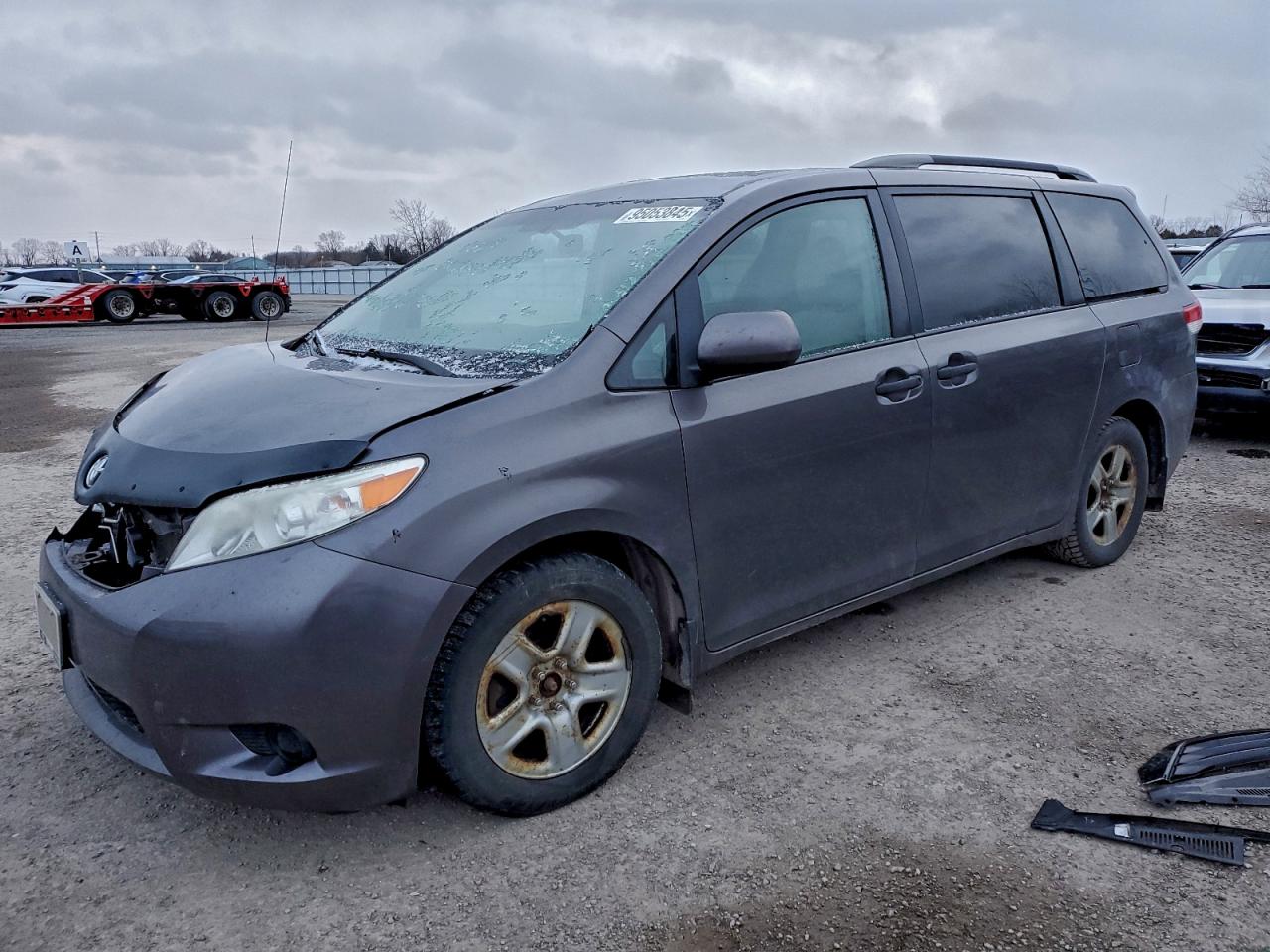TOYOTA SIENNA