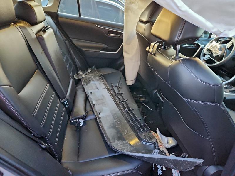 2024 TOYOTA RAV4 XLE P #3303723489