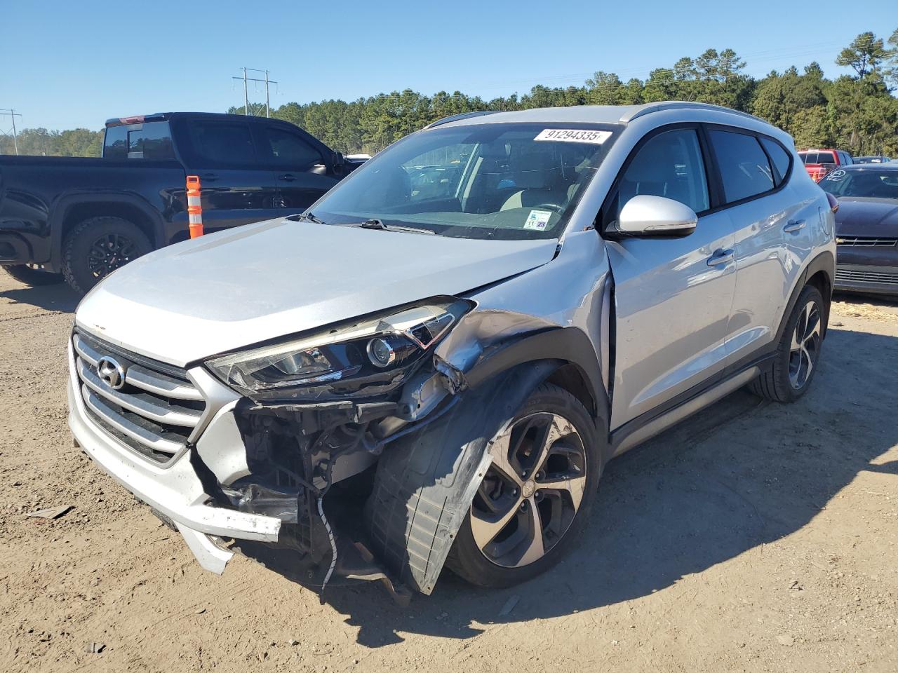 Lot #3316066301 2017 HYUNDAI TUCSON LIM