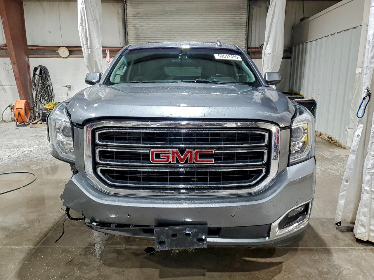 GMC YUKON SLE