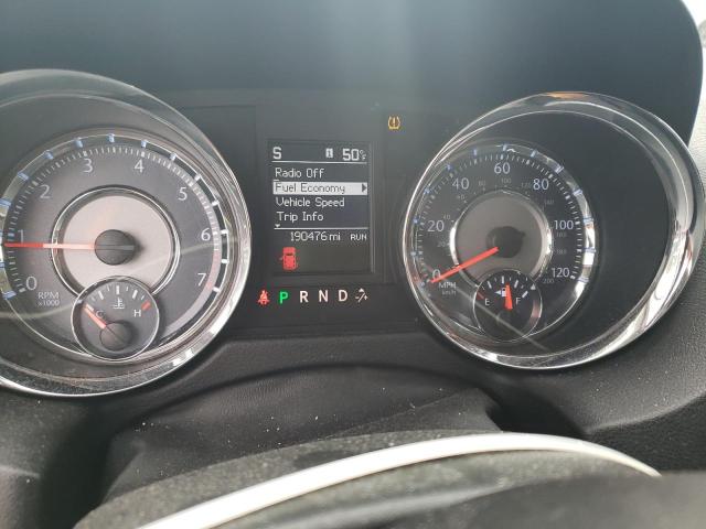 2011 CHRYSLER TOWN & COU #3305323330