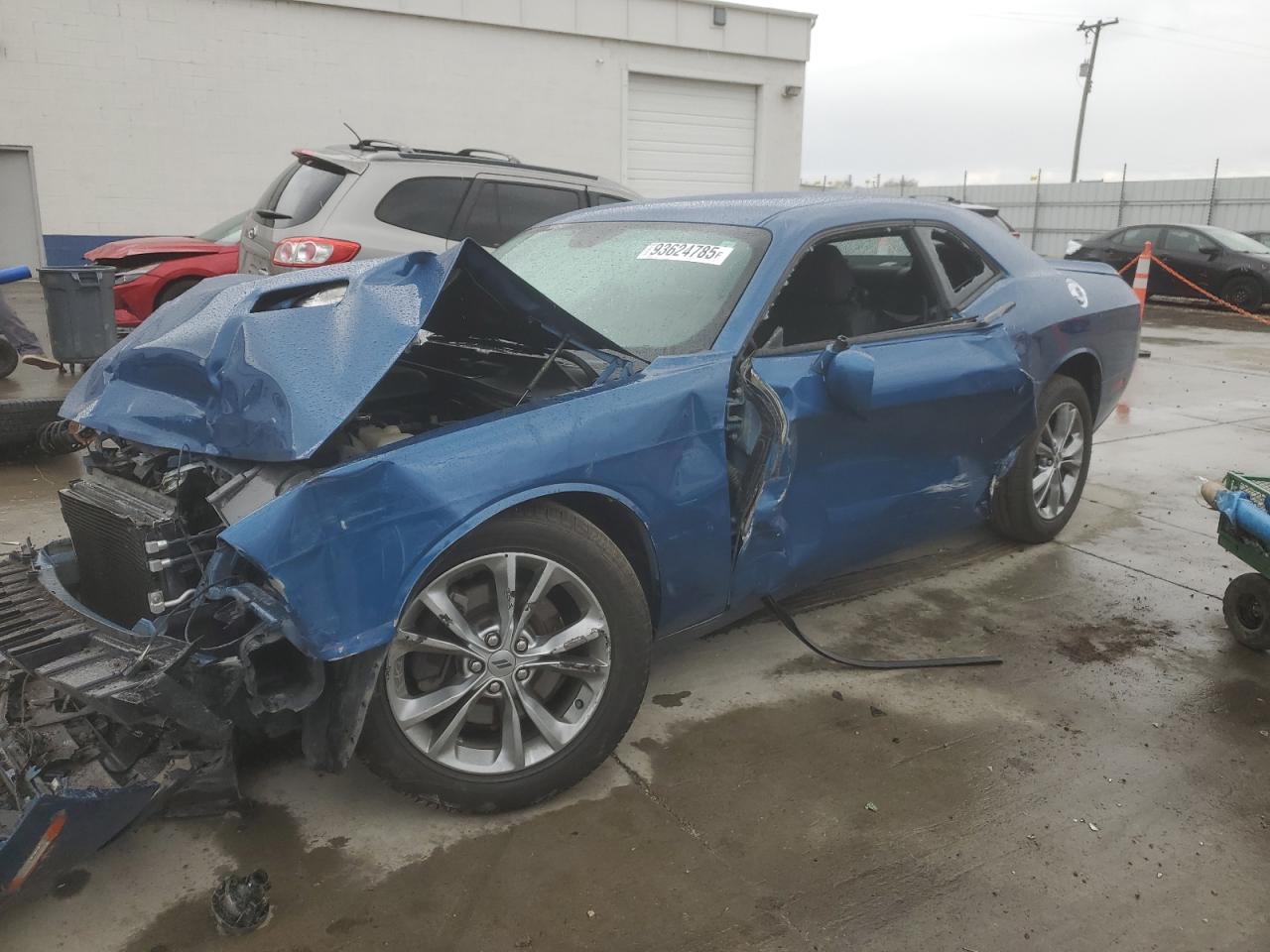 Lot #3296509673 2020 DODGE CHALLENGER