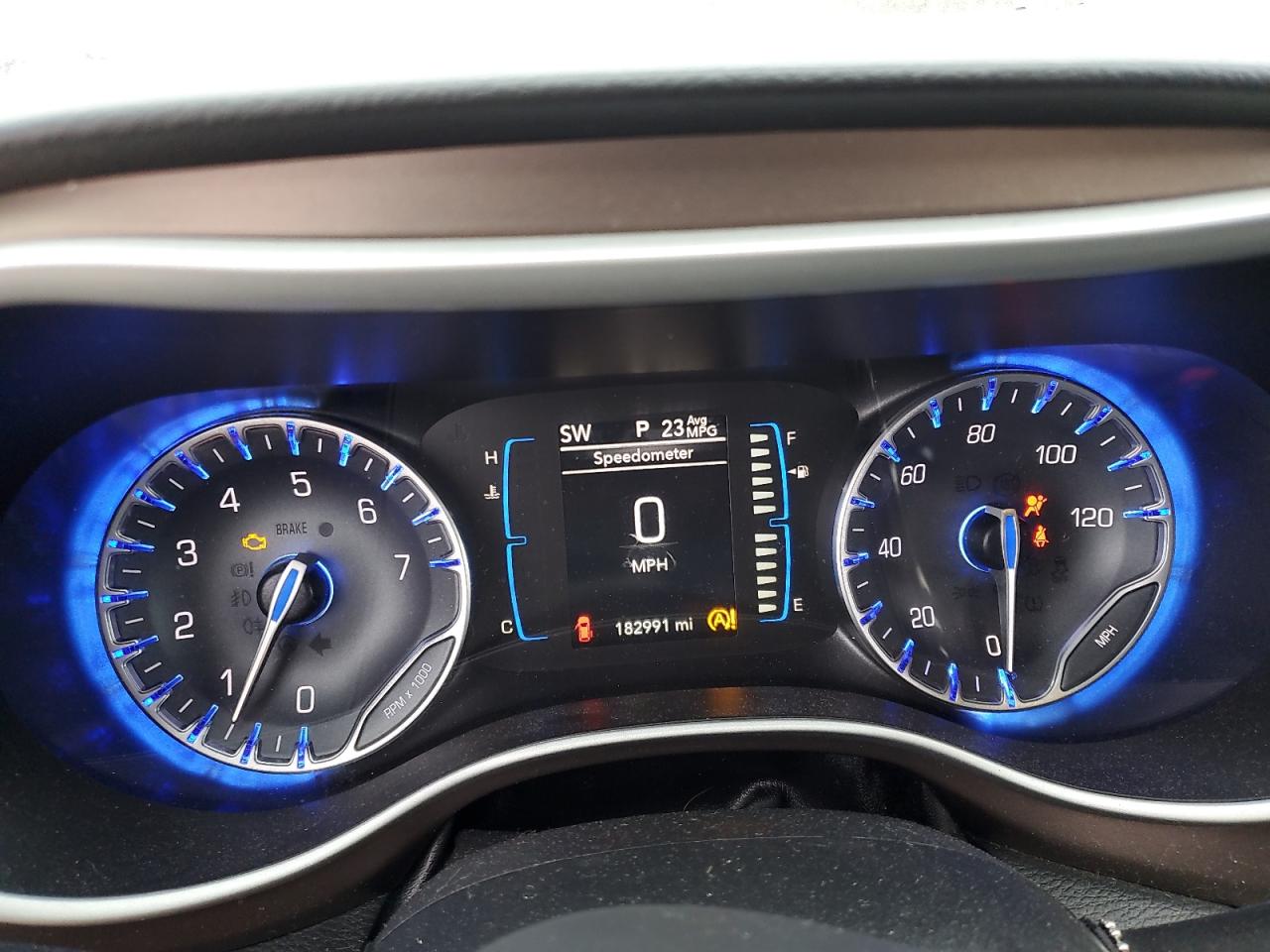 CHRYSLER PACIFICA TOURING L