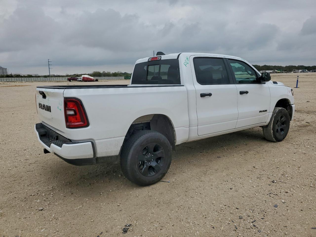 RAM 1500 TRADESMAN