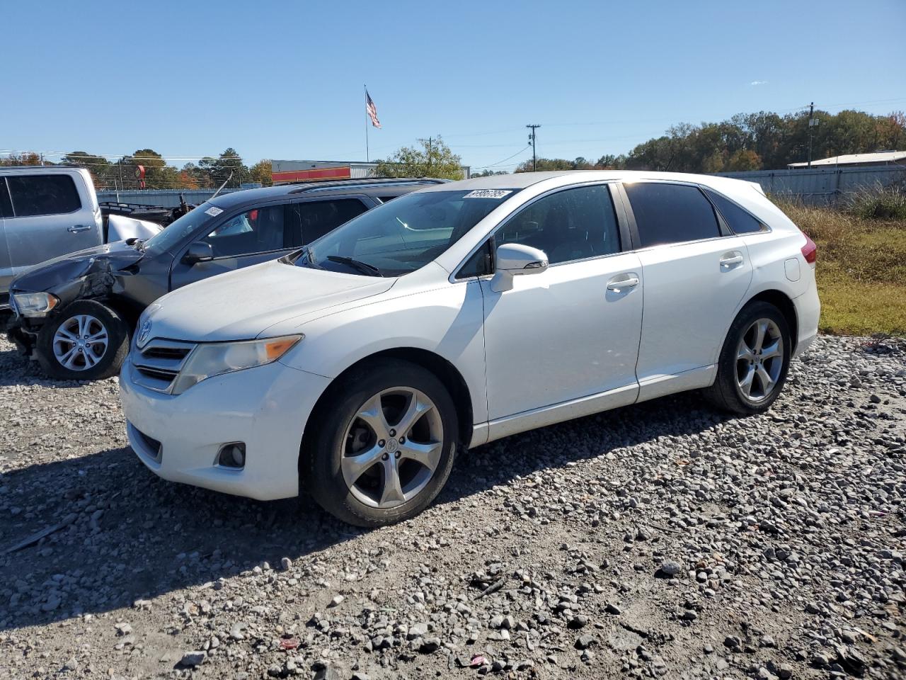 TOYOTA VENZA LE