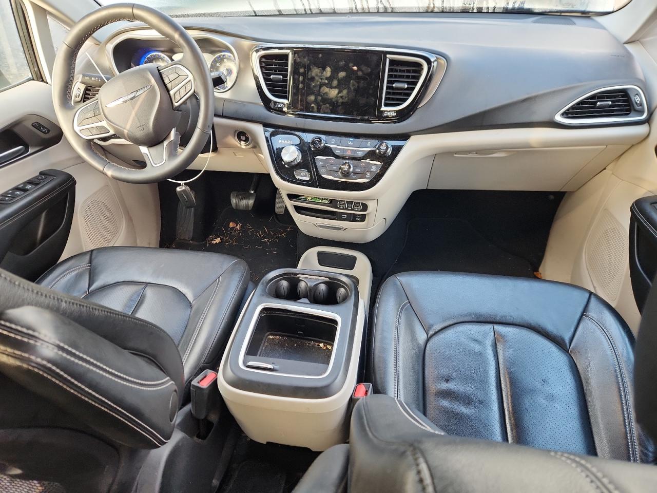 CHRYSLER PACIFICA TOURING L