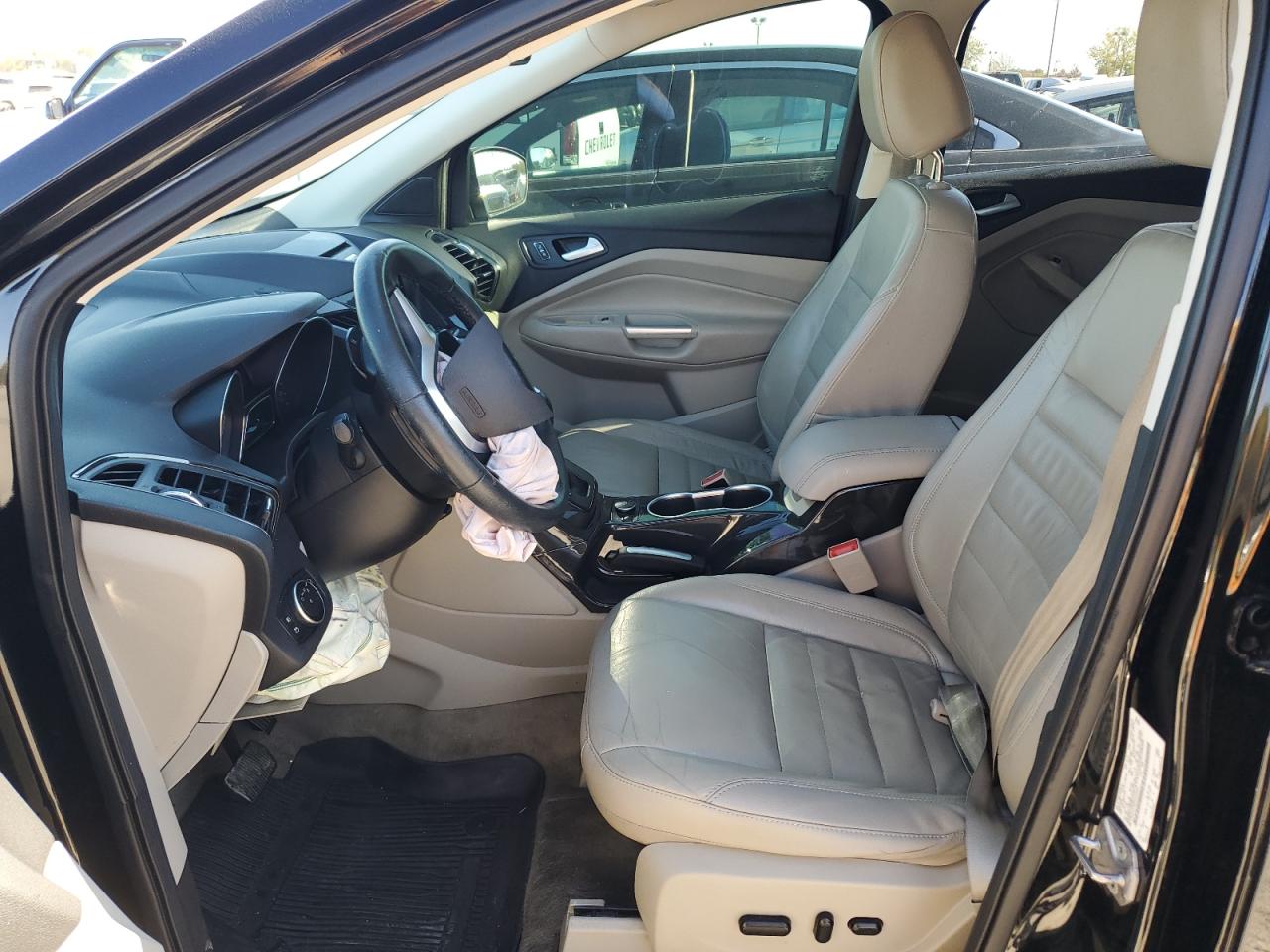 FORD ESCAPE TITANIUM