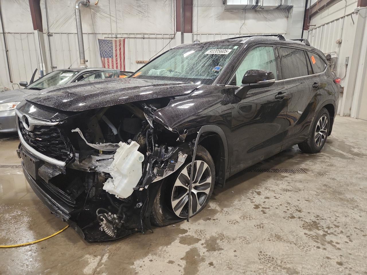 TOYOTA HIGHLANDER XLE