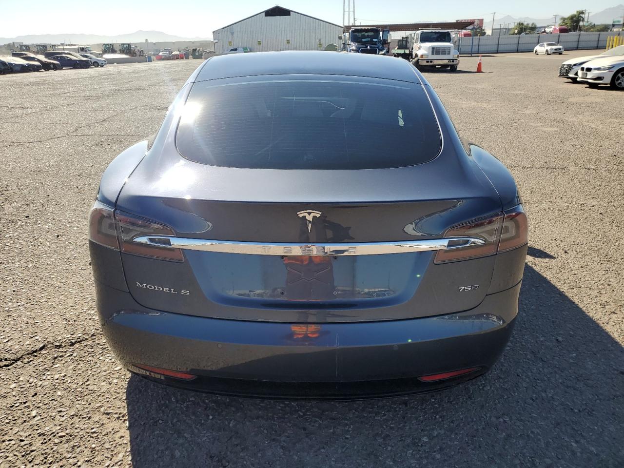 TESLA MODEL S