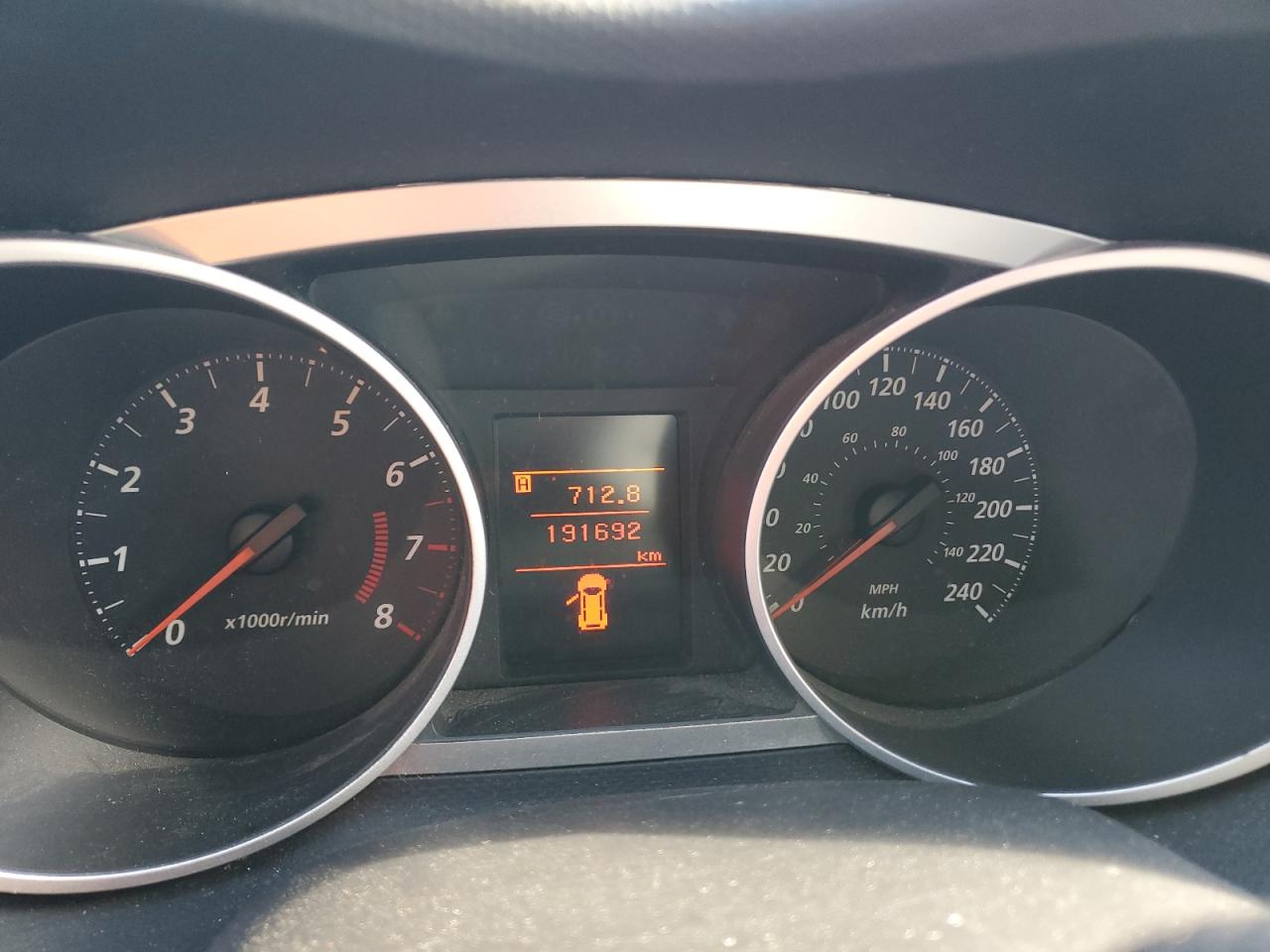 MITSUBISHI OUTLANDER ES