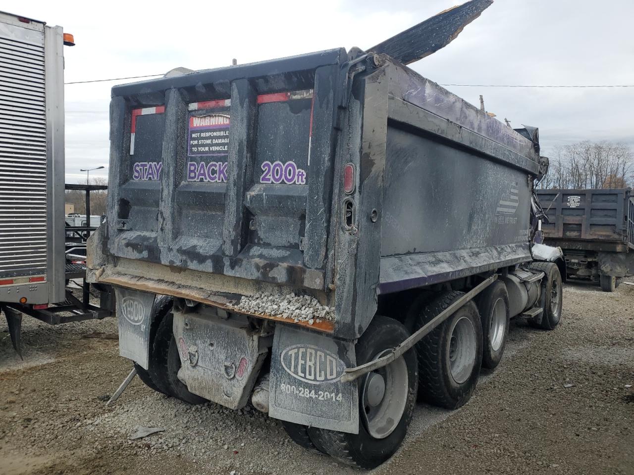 Lot #3302859938 1999 KENWORTH T800