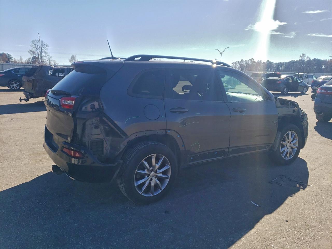 JEEP GRAND CHEROKEE LATITUDE