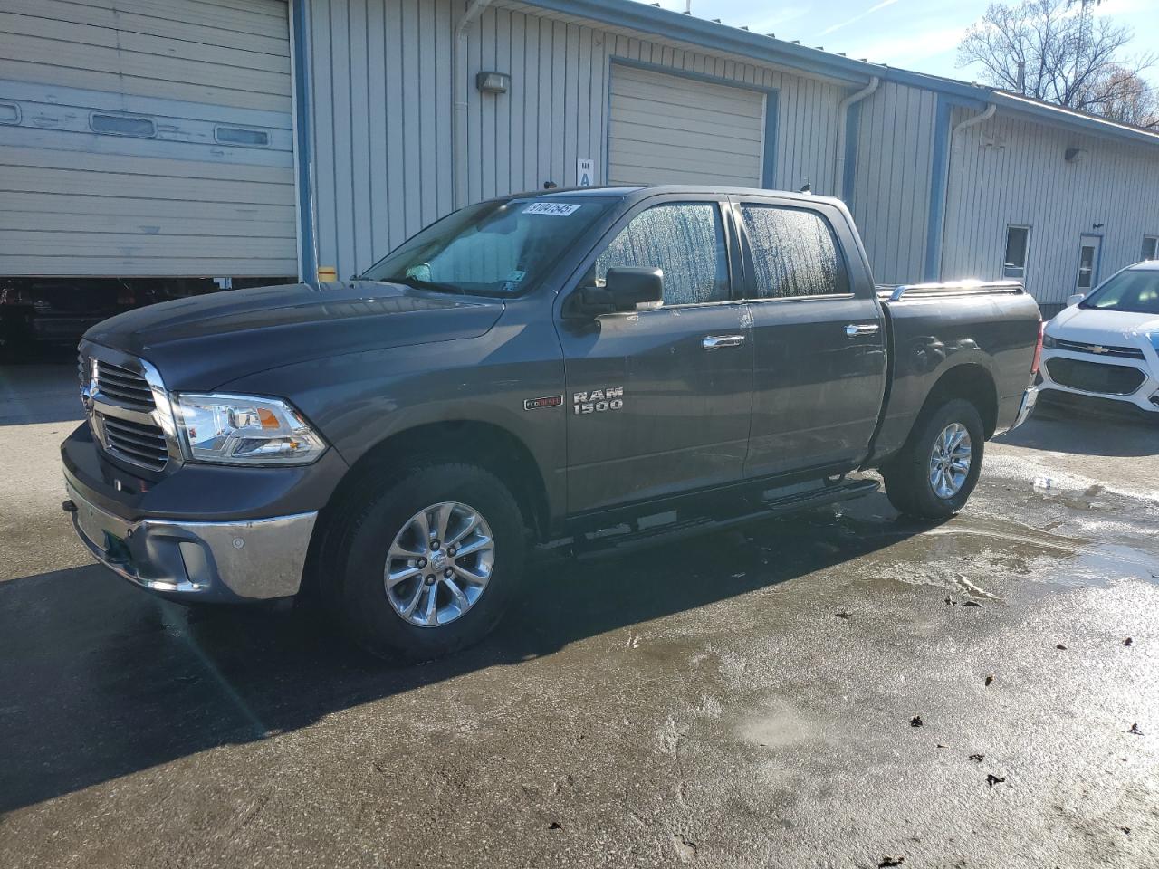 RAM 1500 SLT