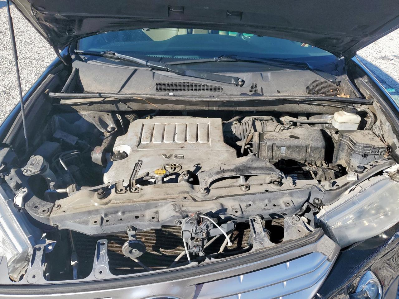 TOYOTA HIGHLANDER LIMITED