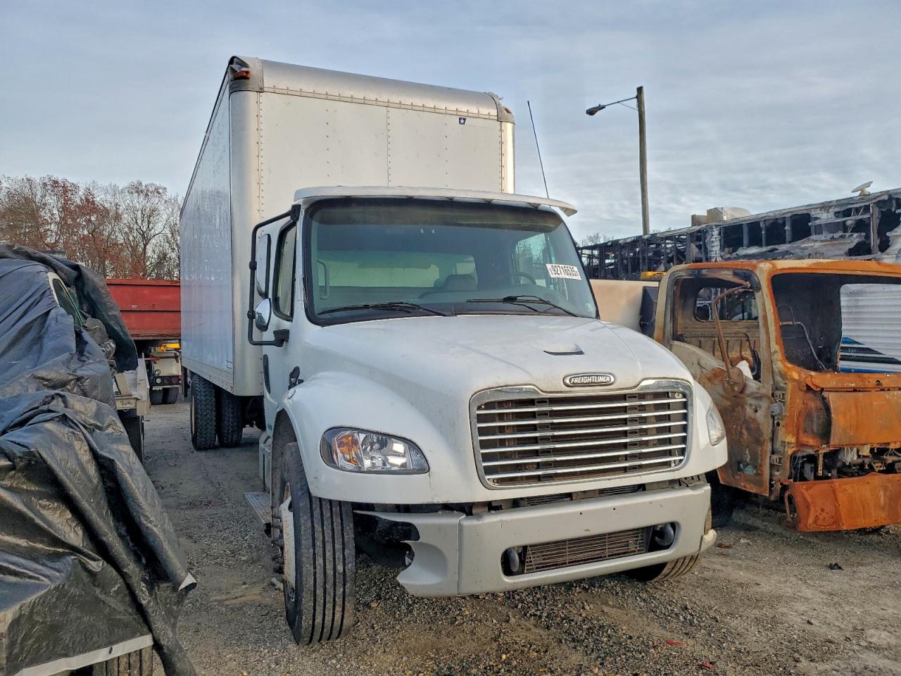 Lot #3319075255 2007 FREIGHTLINER M2