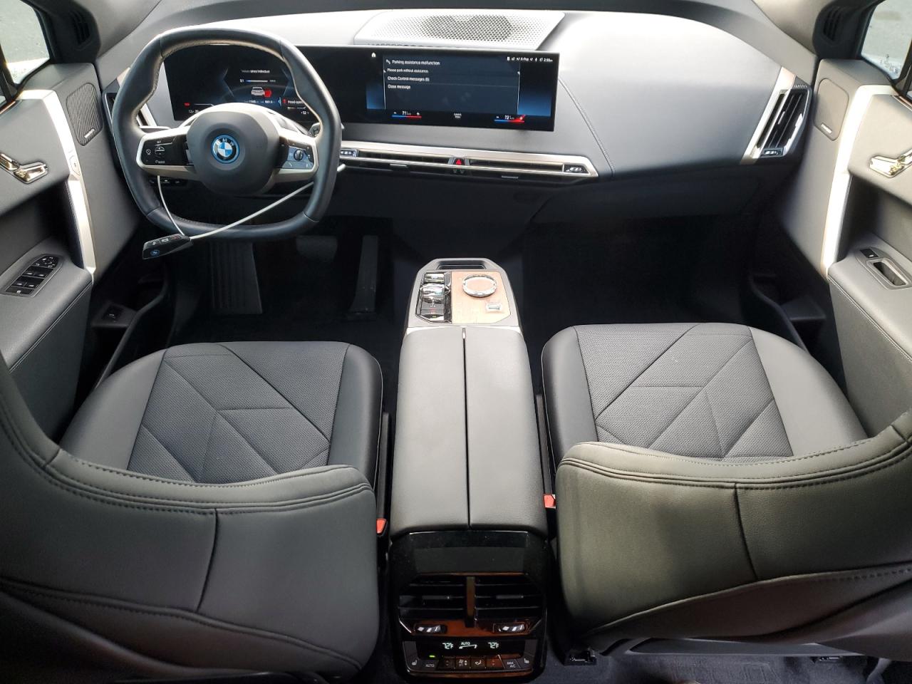 BMW IX XDRIVE50