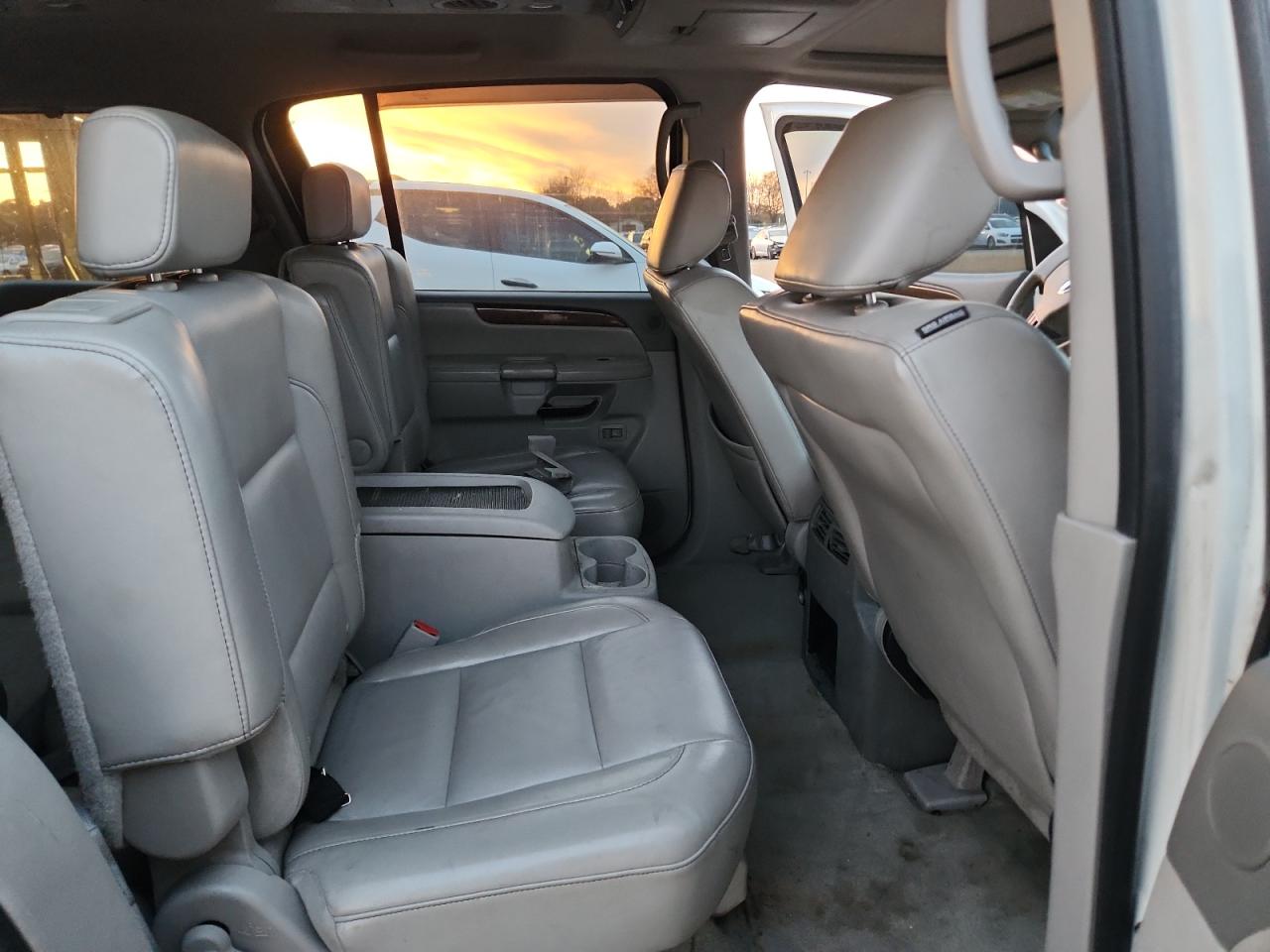 NISSAN ARMADA PLATINUM