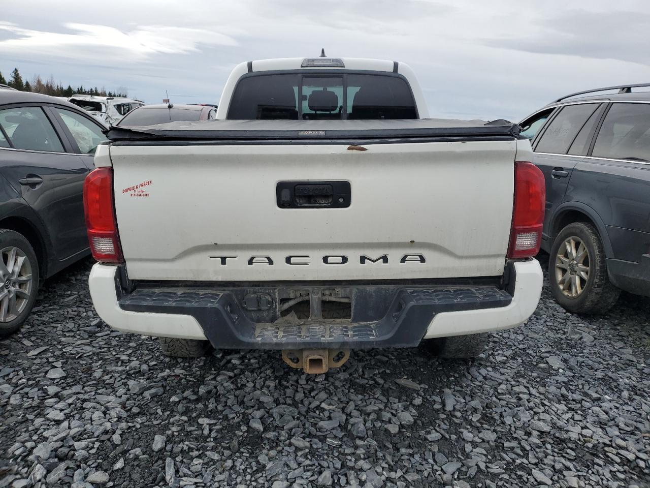 TOYOTA TACOMA DOUBLE CAB