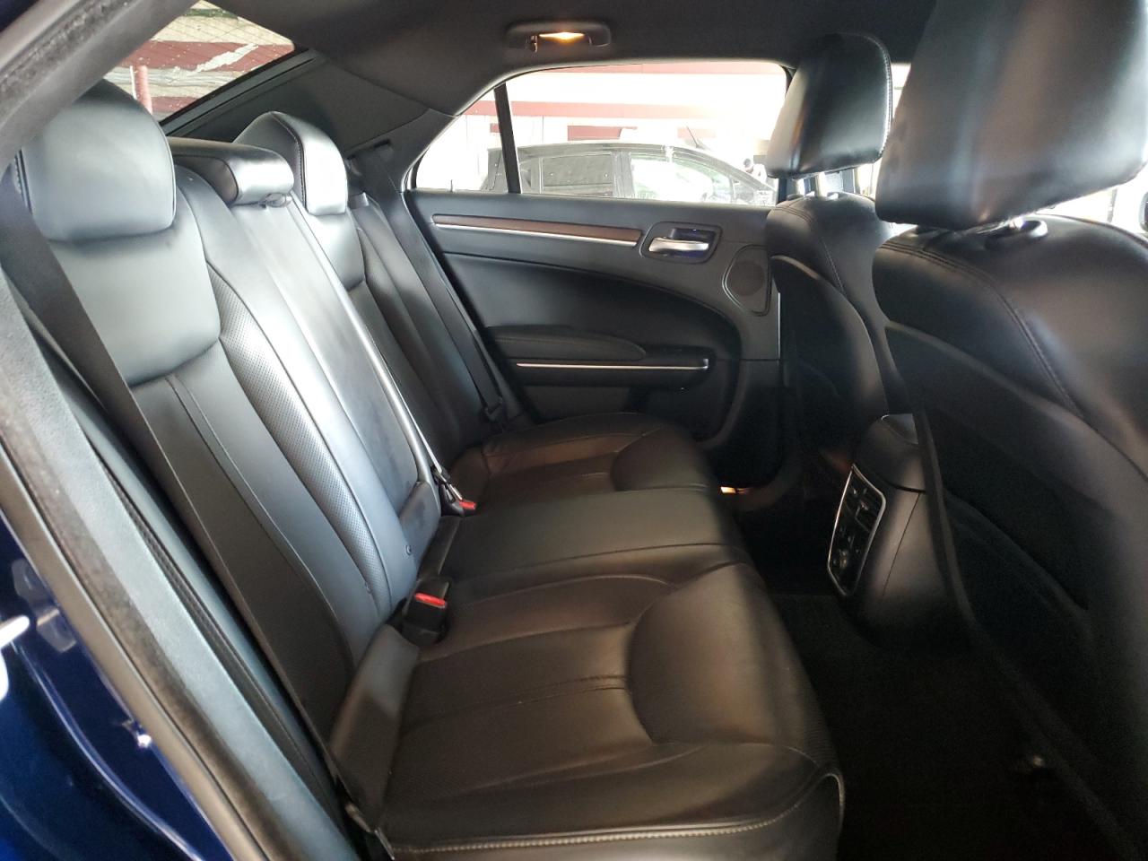 CHRYSLER 300C VARVATOS