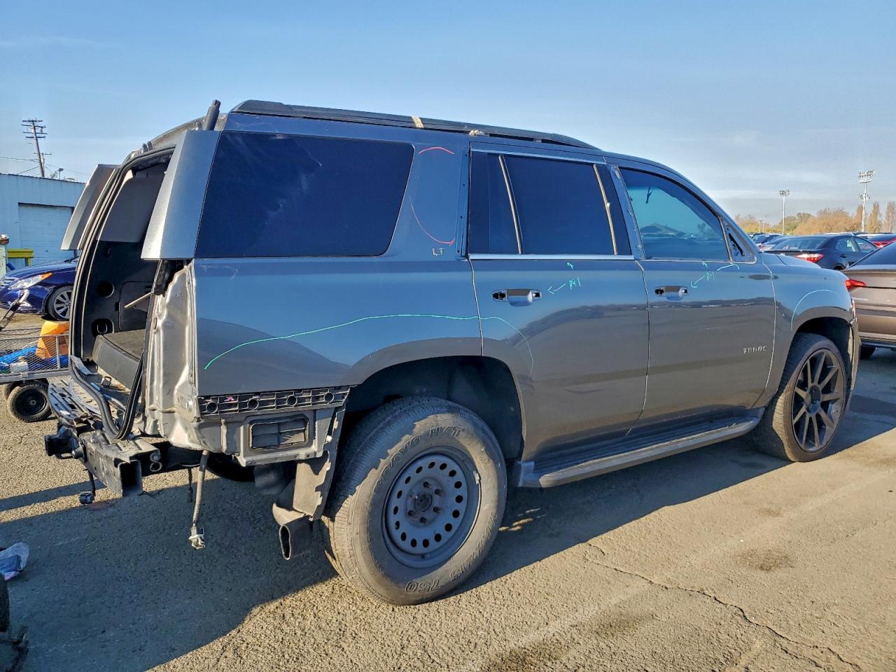 CHEVROLET TAHOE K1500 LT