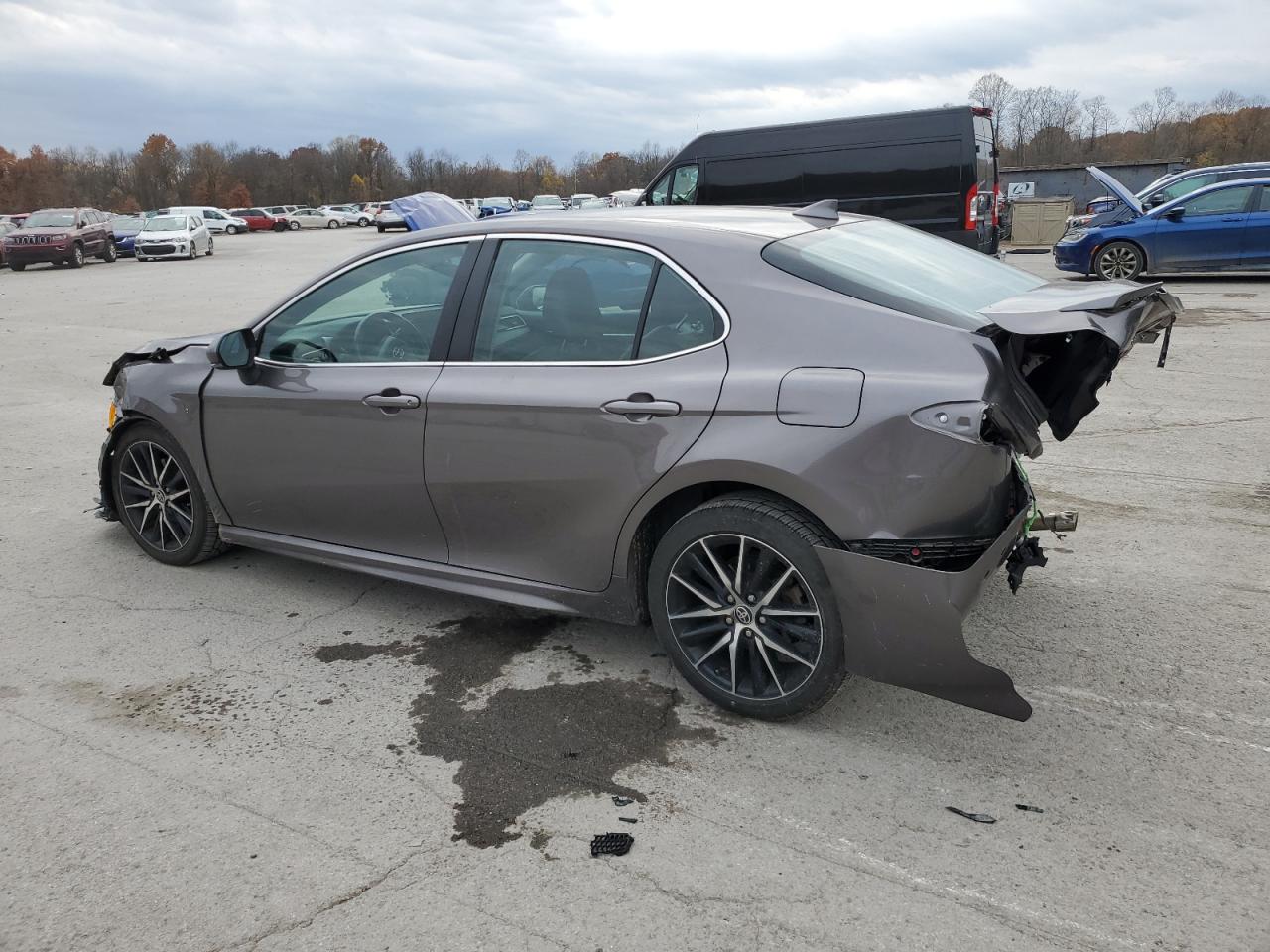 TOYOTA CAMRY SE NIGHT SHADE