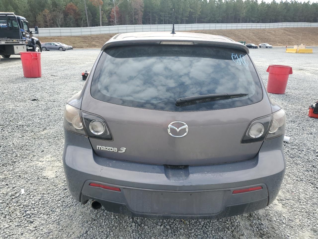 Lot #3296355194 2007 MAZDA 3 HATCHBAC