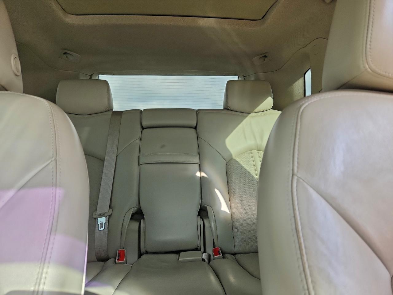 CADILLAC SRX LUXURY COLLECTION