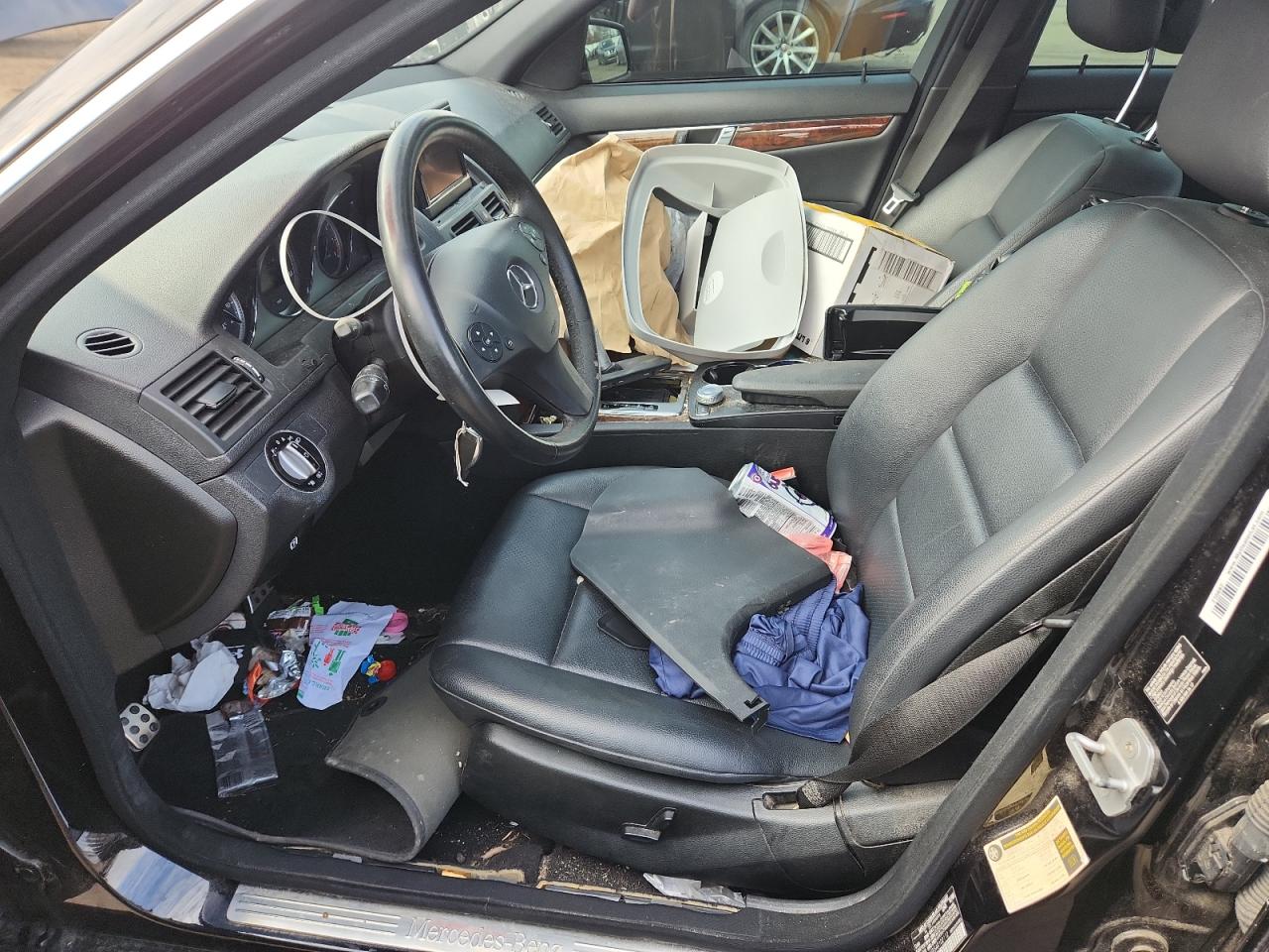 MERCEDES-BENZ C-CLASS 300