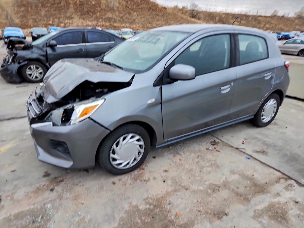 MITSUBISHI MIRAGE ES