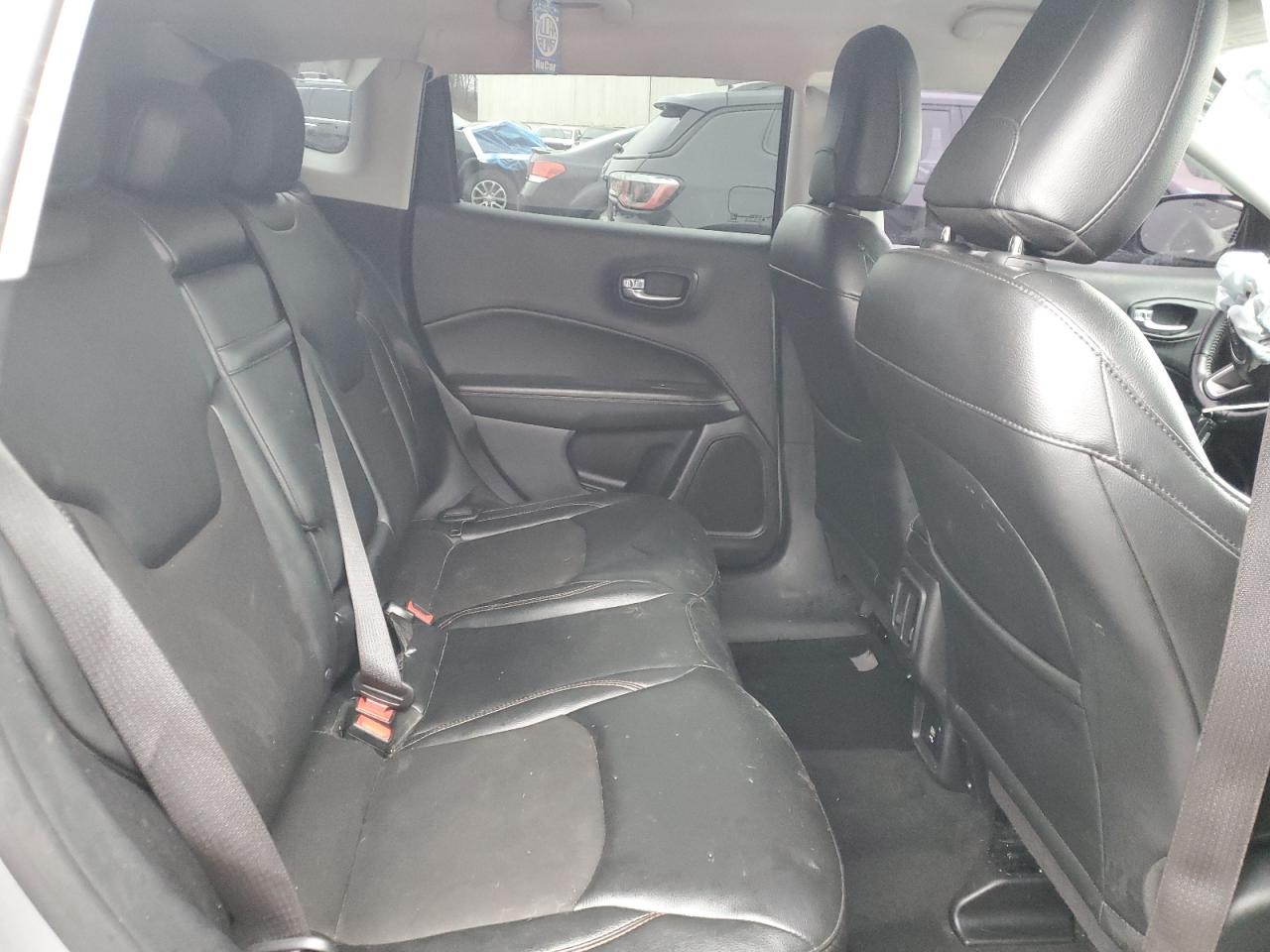 JEEP COMPASS LATITUDE