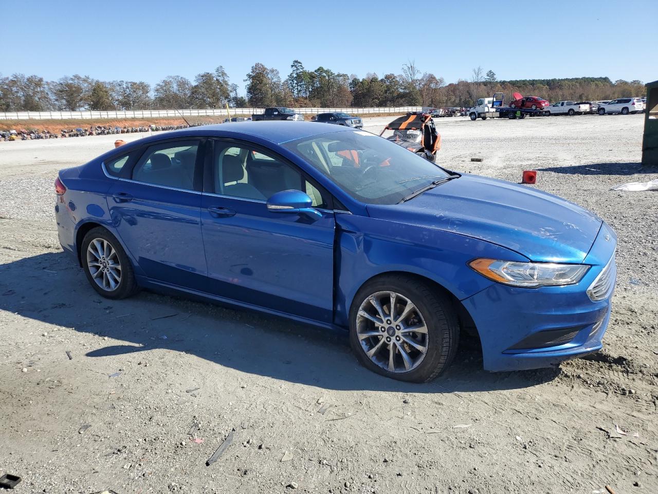 FORD FUSION SE