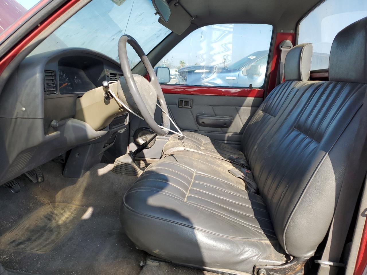 Lot #3278808653 1992 TOYOTA PICKUP 1/2