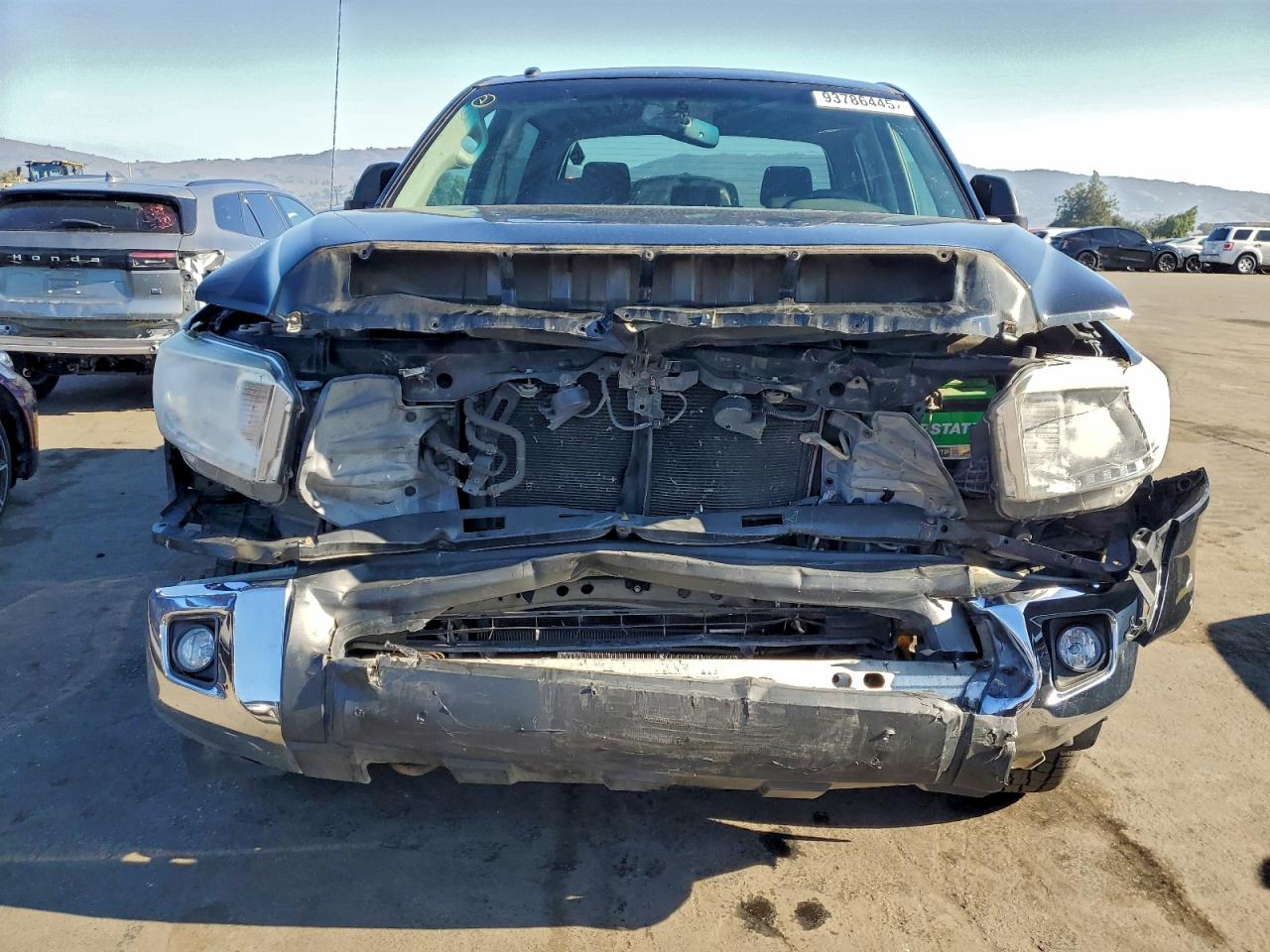 TOYOTA TUNDRA CREWMAX SR5