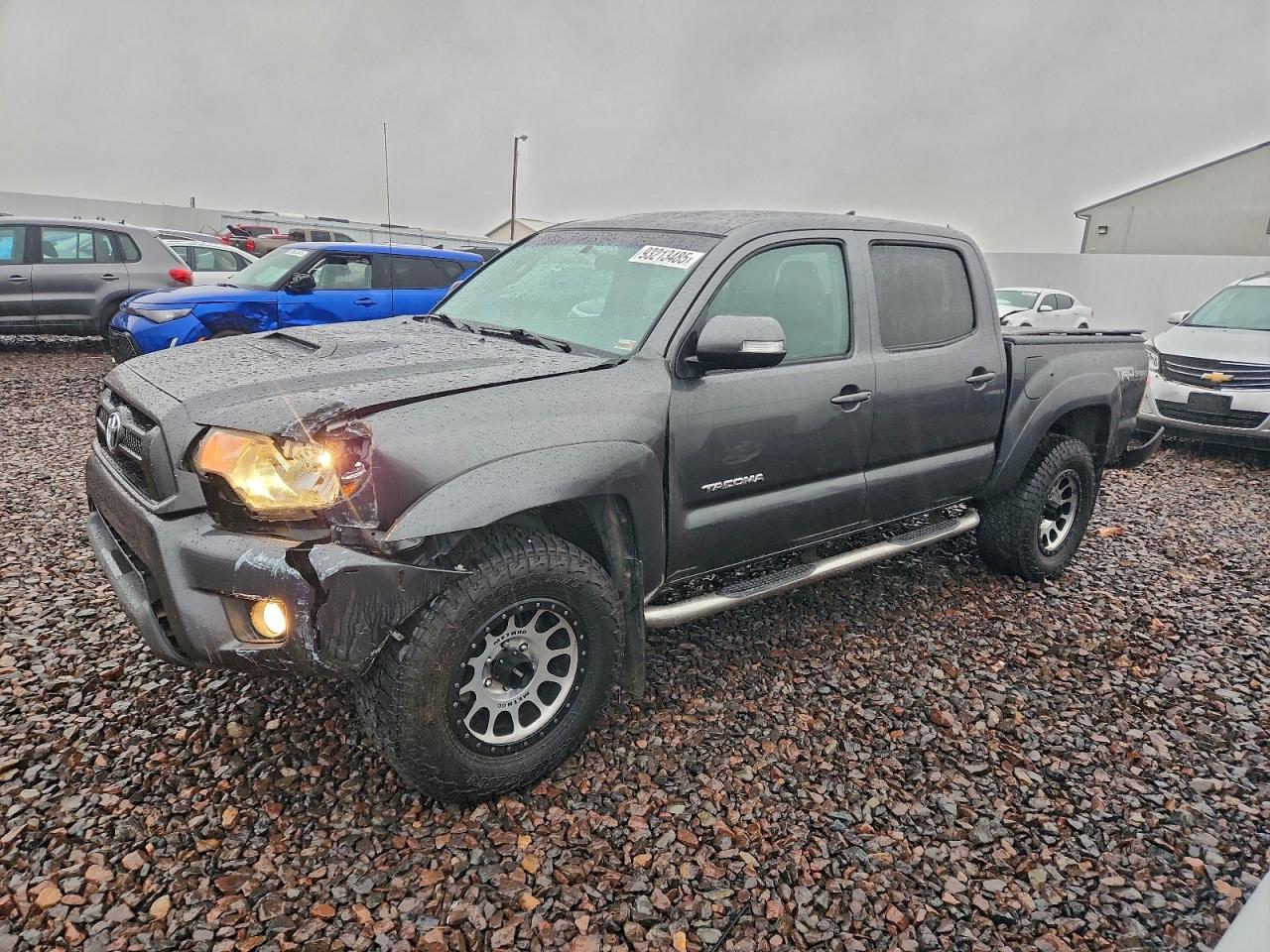 Lot #3302863913 2015 TOYOTA TACOMA DOU