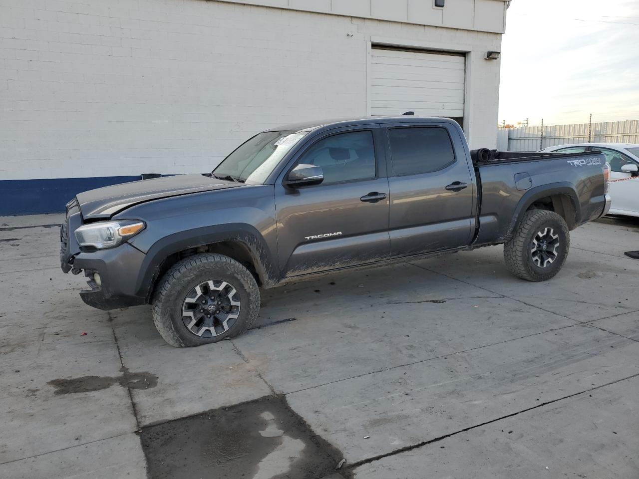TOYOTA TACOMA DOUBLE CAB