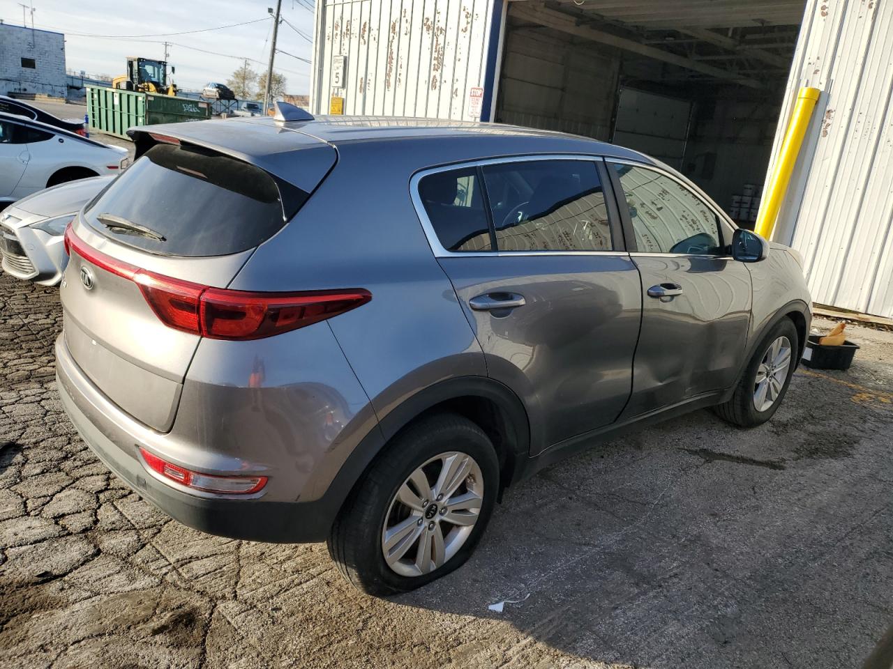 KIA SPORTAGE LX