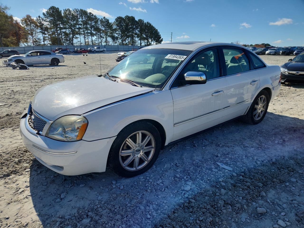 Lot #3290262219 2005 FORD FIVE HUNDR