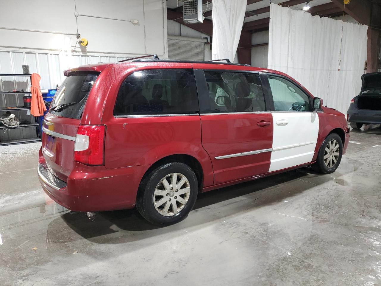 CHRYSLER TOWN & COUNTRY TOURING
