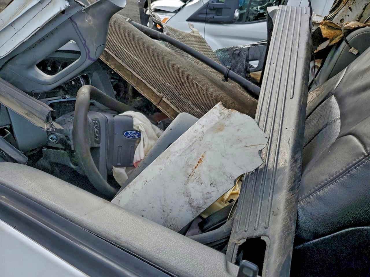 FORD F-350 SUPER DUTY