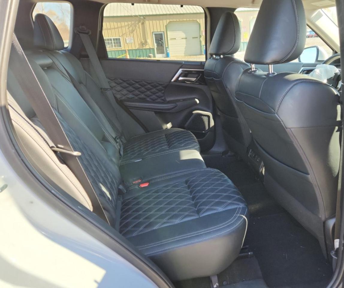 MITSUBISHI OUTLANDER SEL