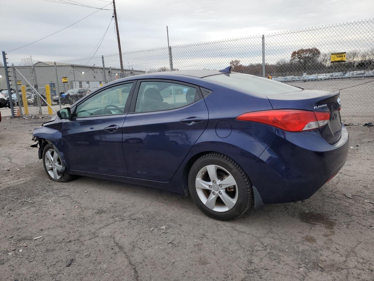 Lot #3301983461 2013 HYUNDAI ELANTRA GL