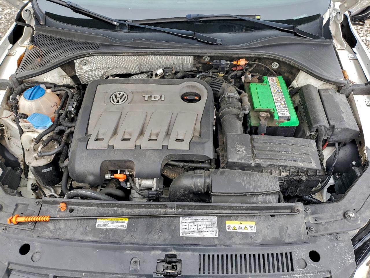 VOLKSWAGEN PASSAT SE