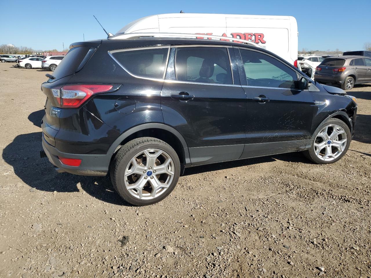 FORD ESCAPE TITANIUM