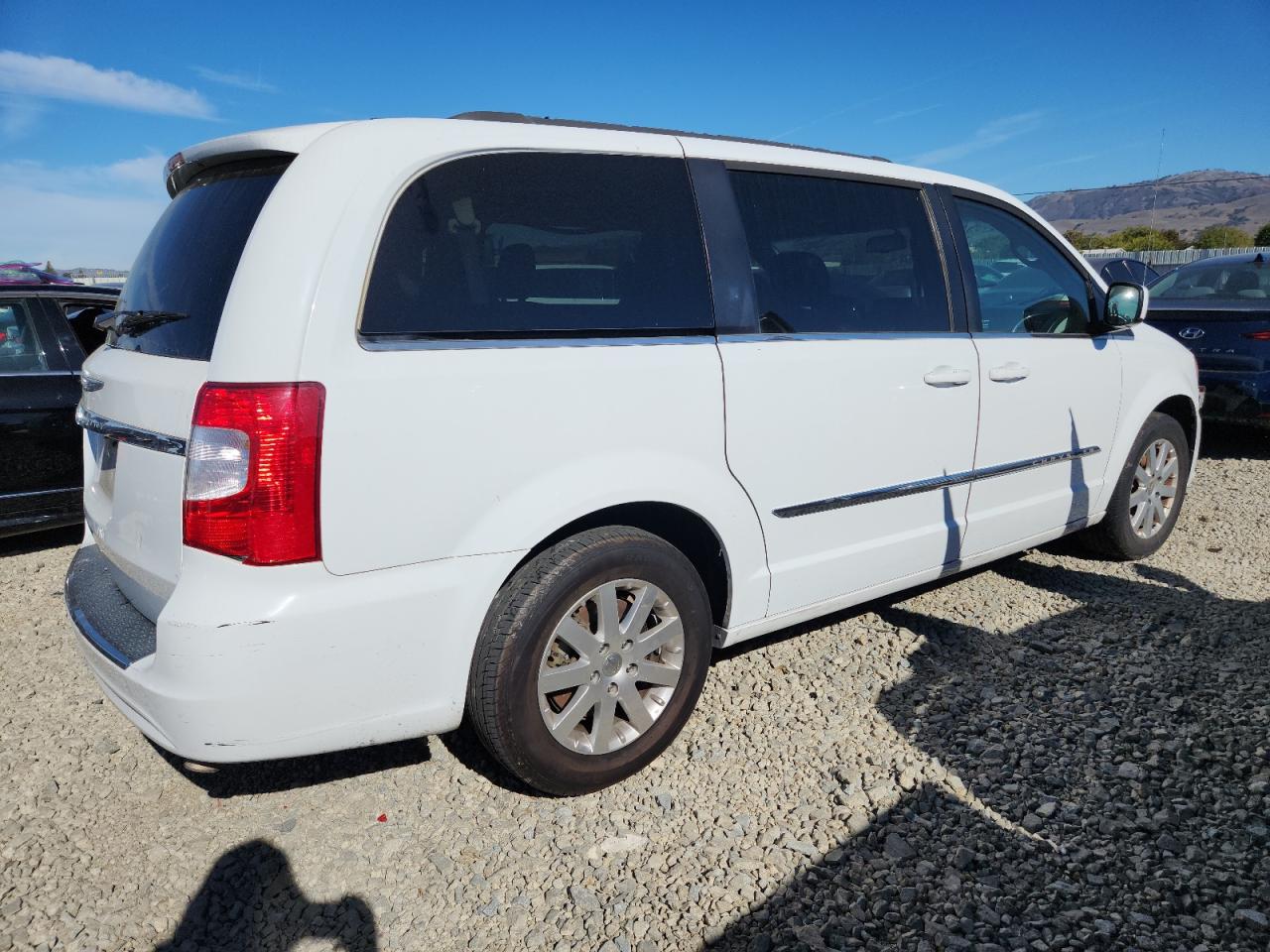 CHRYSLER TOWN & COUNTRY TOURING