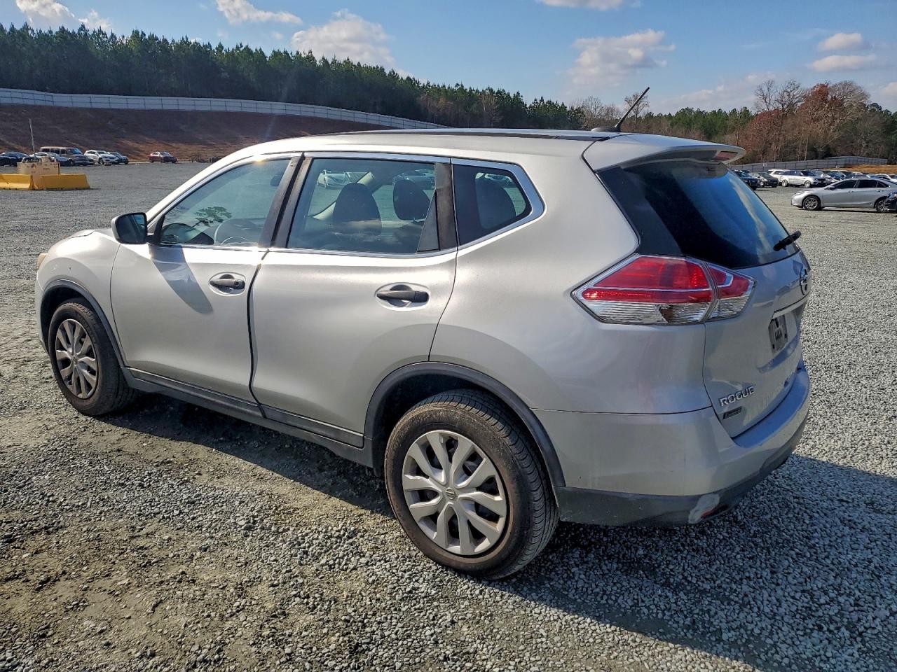NISSAN ROGUE S