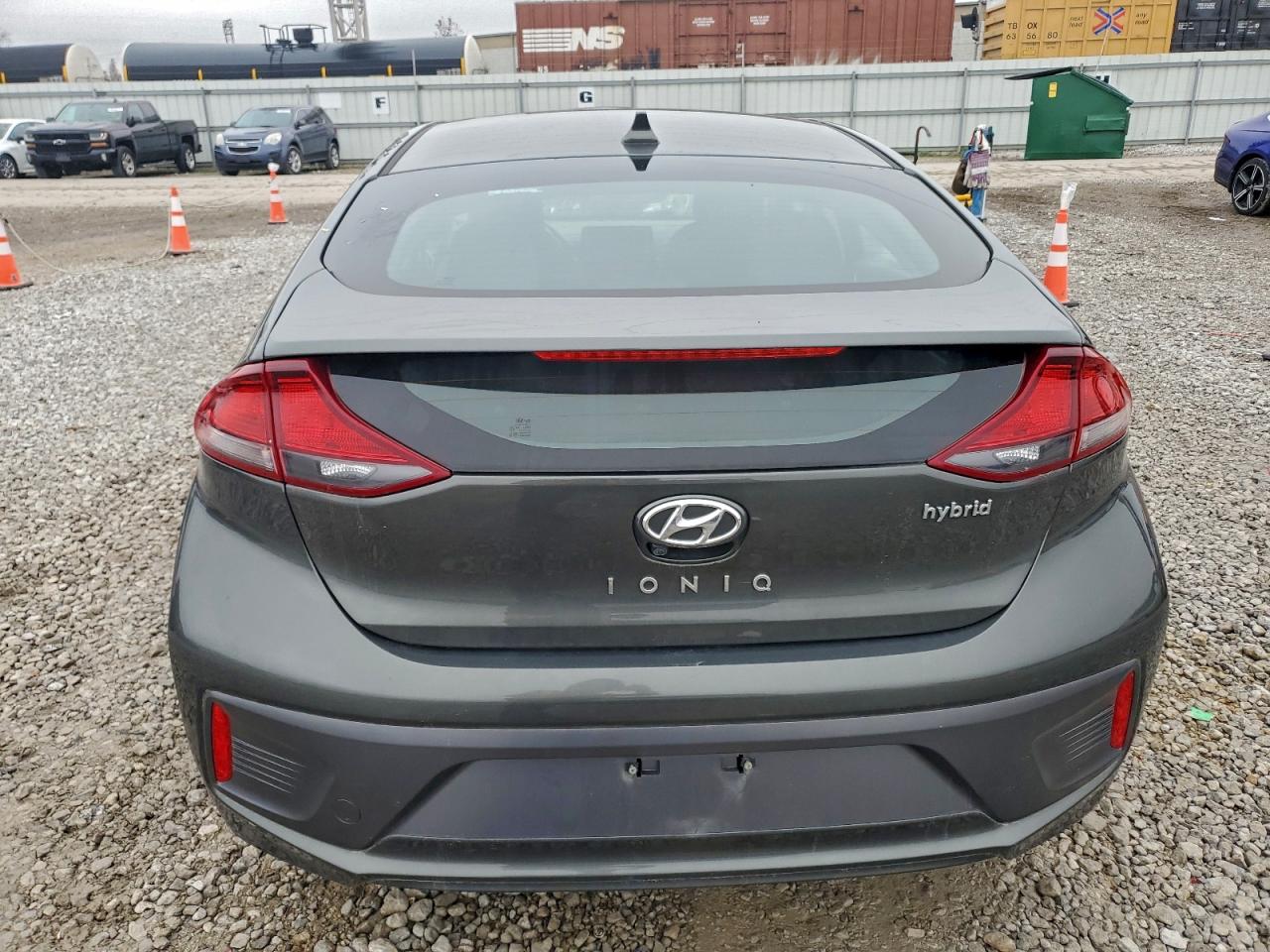 HYUNDAI IONIQ SE