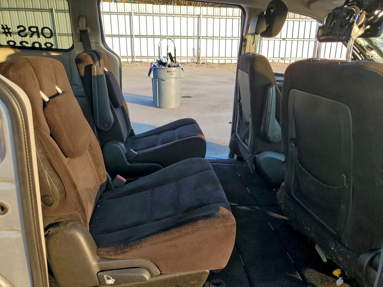 DODGE GRAND CARAVAN SE