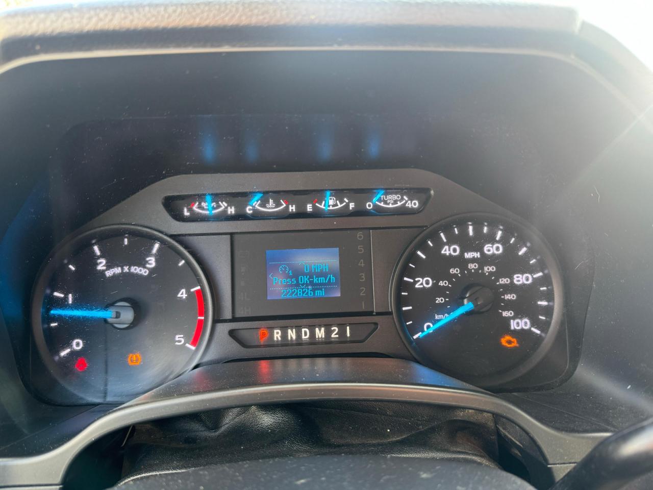 FORD F-350 SUPER DUTY